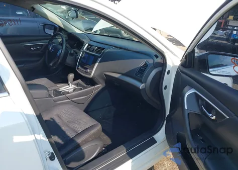 2016 Nissan Altima 2.5 Sv из США, поврежденный, VIN 1N4AL3AP2GC268636